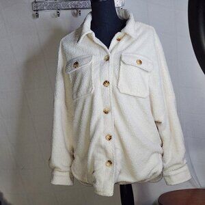 Listicle Cream Double Chest Pocket Fully Lined Sherpa Button Detail Shacket Sz M
